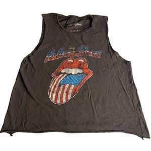 THE ROLLING STONES CROPPED AMERICAN TOUNGE TEE SHIRT SIZE LARGE